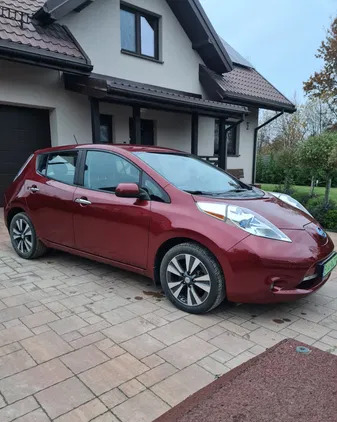 świętokrzyskie Nissan Leaf cena 33500 przebieg: 125150, rok produkcji 2015 z Białystok